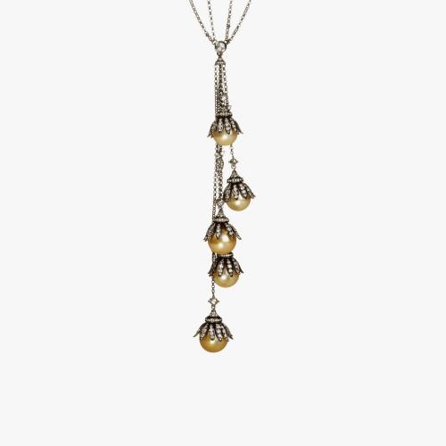 Golden Pearls Necklace